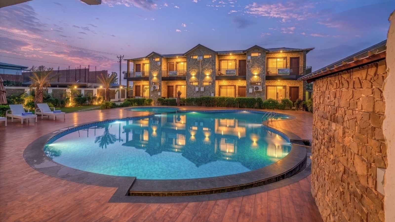 Green Retreat Resort Hotel in Jim Corbett