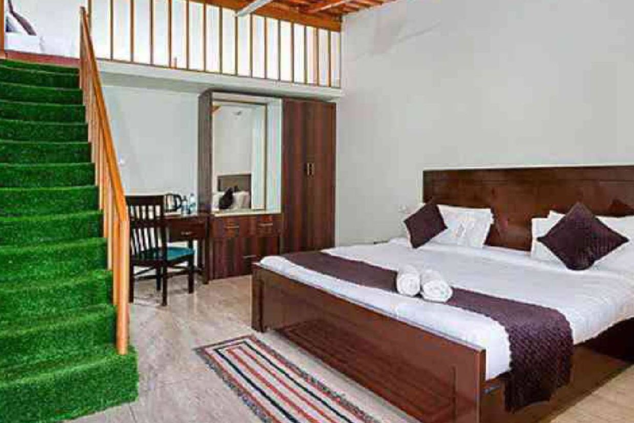 HOTEL OLIVE LAKE VIEW BY Delight Stay
